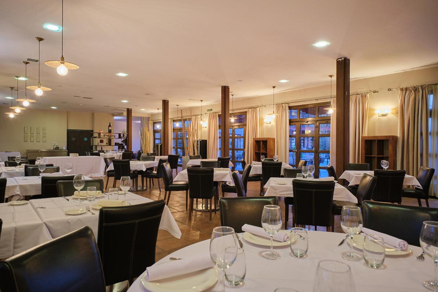 Villa Nazules Hípica Spa Chueca Esterno foto