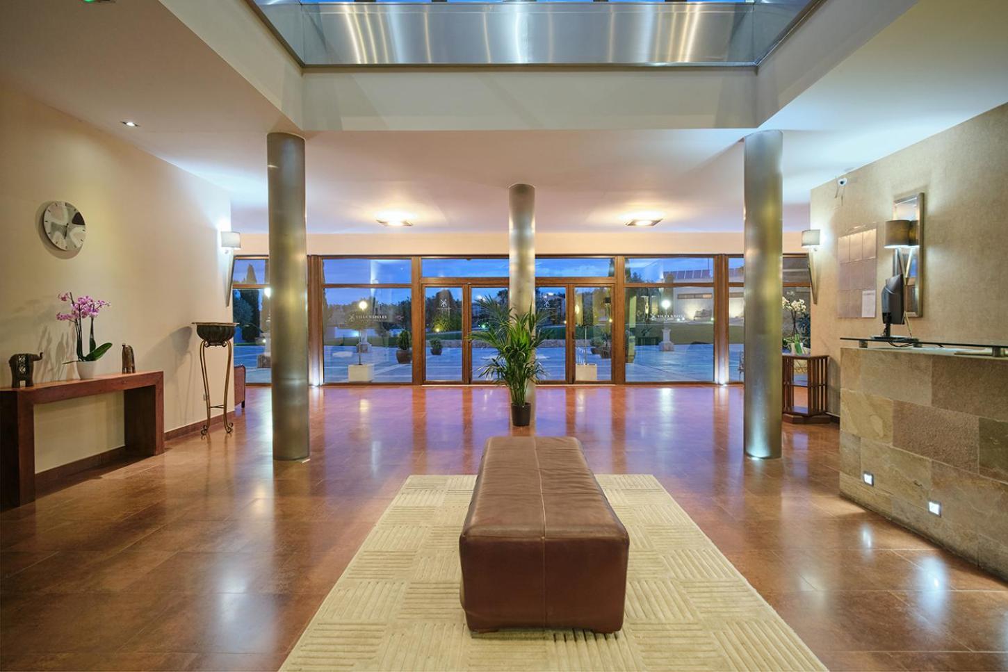 Villa Nazules Hípica Spa Chueca Esterno foto
