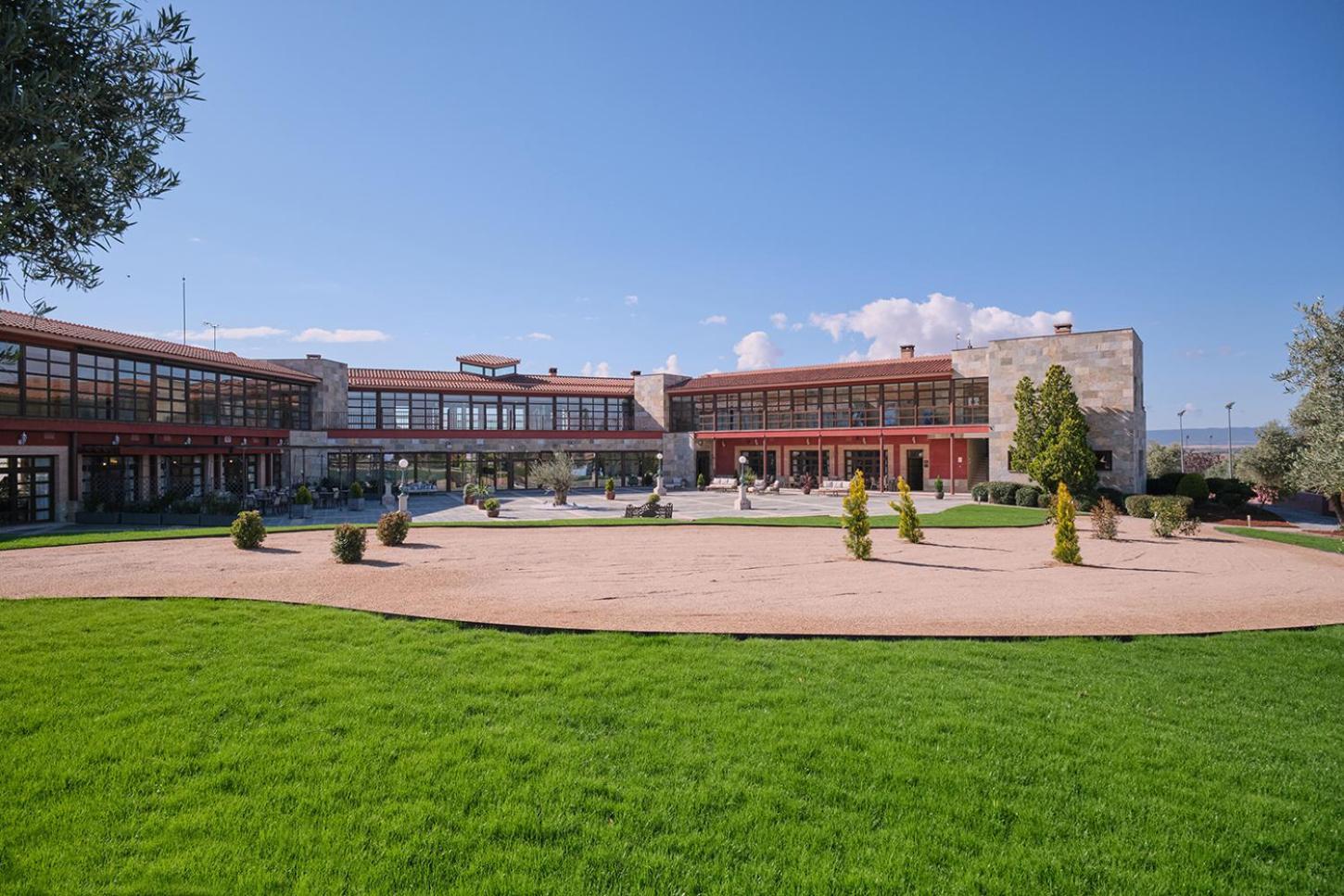 Villa Nazules Hípica Spa Chueca Esterno foto